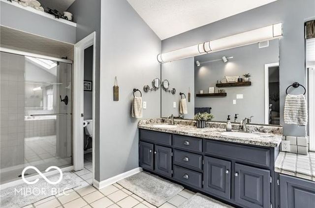 7370 Oakland Hills Circle, Indianapolis, IN 46236