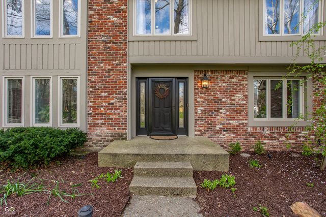 7370 Oakland Hills Circle, Indianapolis, IN 46236