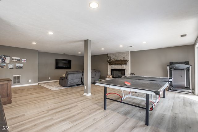 7370 Oakland Hills Circle, Indianapolis, IN 46236