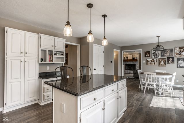 7370 Oakland Hills Circle, Indianapolis, IN 46236