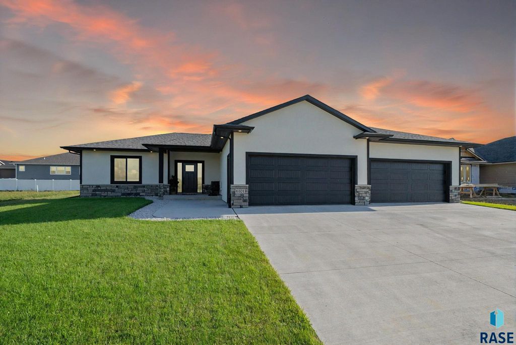 6101 W 54th N St Street, Sioux Falls, SD 57107