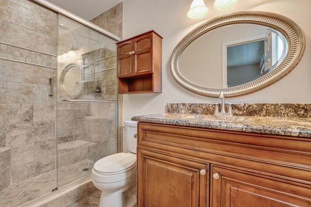 104 Lake Helen Drive, West Palm Beach, FL 33411