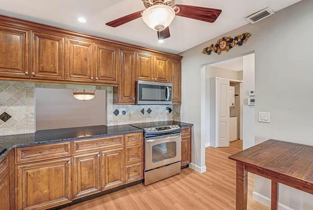 104 Lake Helen Drive, West Palm Beach, FL 33411