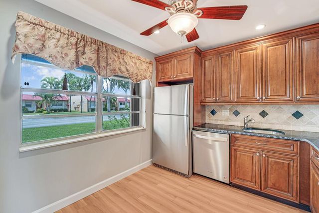 104 Lake Helen Drive, West Palm Beach, FL 33411