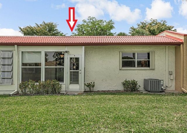 104 Lake Helen Drive, West Palm Beach, FL 33411