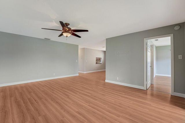 104 Lake Helen Drive, West Palm Beach, FL 33411