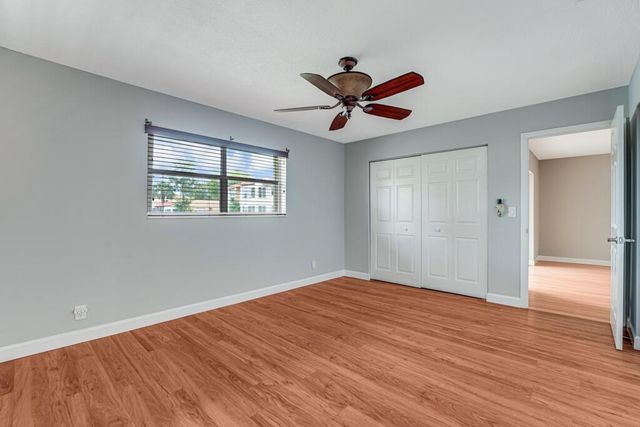 104 Lake Helen Drive, West Palm Beach, FL 33411