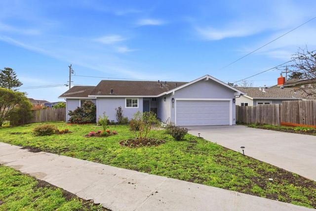 423 Montecito Avenue, El Granada, CA 94018