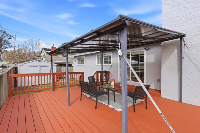 423 Montecito Avenue, El Granada, CA 94018