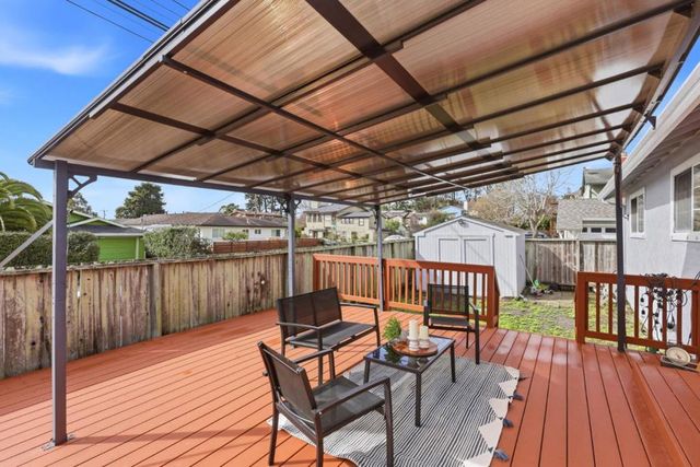 423 Montecito Avenue, El Granada, CA 94018