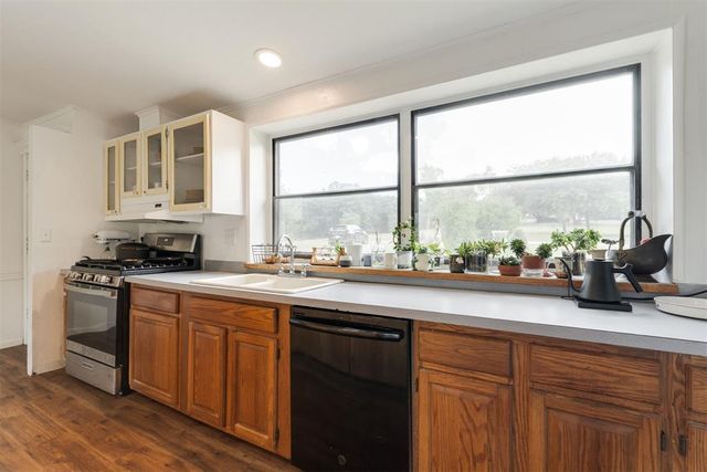 4409 S Valley View Lane, Edmond, OK 73034