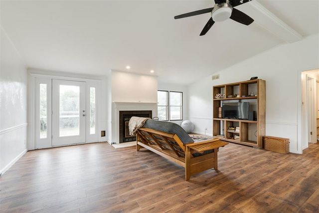 4409 S Valley View Lane, Edmond, OK 73034