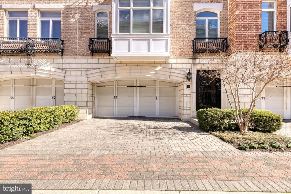 903 VALENCIA CT #176, Baltimore, MD 21230