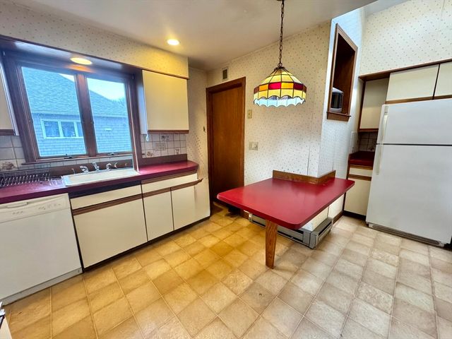 35 Flett Rd 35, Belmont, MA 02478