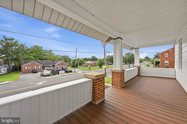 19 W MAIN ST, Christiana, DE 19702