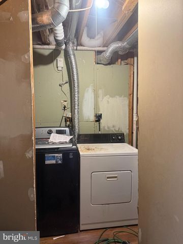 12549 ROCK RIDGE RD, Herndon, VA 20170