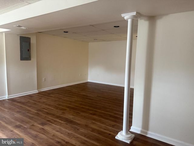 12549 ROCK RIDGE RD, Herndon, VA 20170