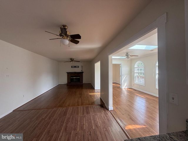 12549 ROCK RIDGE RD, Herndon, VA 20170