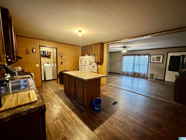 600 CROWS LANE, Sylacauga, AL 35151