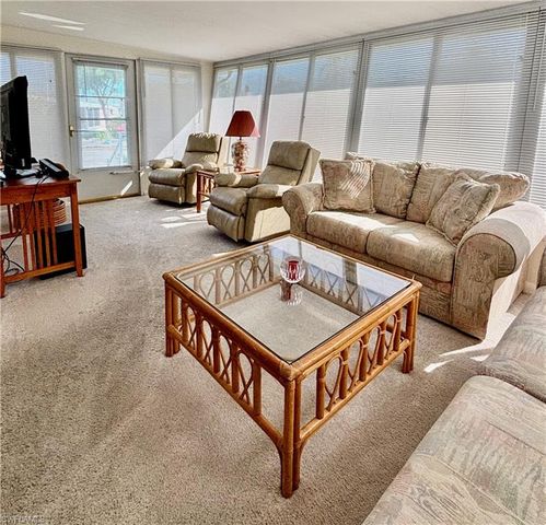 341 Shrub LN S, North Fort Myers, FL 33917