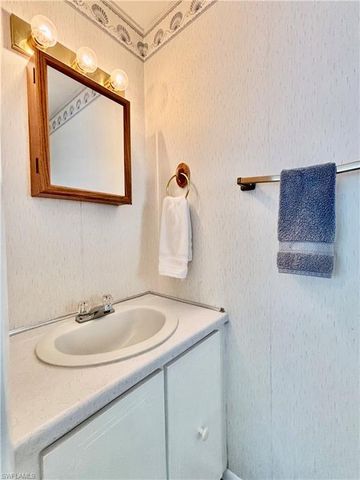 341 Shrub LN S, North Fort Myers, FL 33917