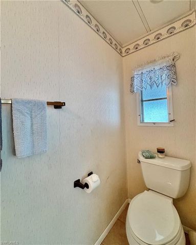 341 Shrub LN S, North Fort Myers, FL 33917