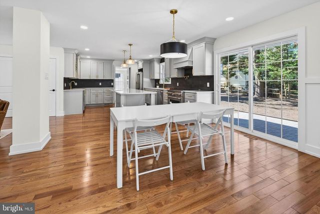 633 S EDGE PARK DR, Haddonfield, NJ 08033