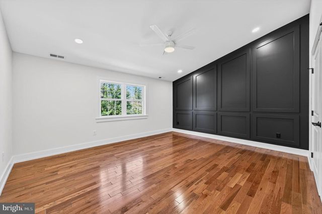 633 S EDGE PARK DR, Haddonfield, NJ 08033