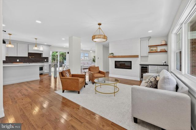 633 S EDGE PARK DR, Haddonfield, NJ 08033