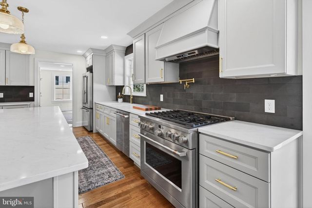 633 S EDGE PARK DR, Haddonfield, NJ 08033