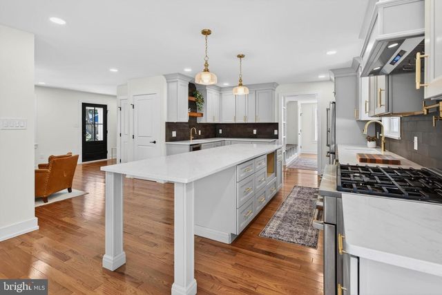 633 S EDGE PARK DR, Haddonfield, NJ 08033