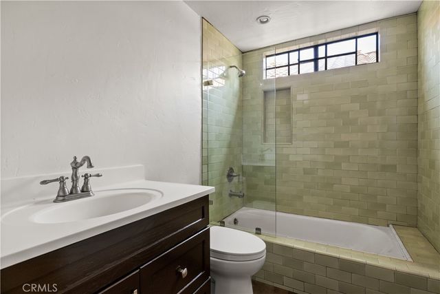3754 Mountain View Avenue, Los Angeles, CA 90066