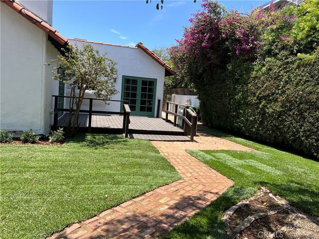 3754 Mountain View Avenue, Los Angeles, CA 90066