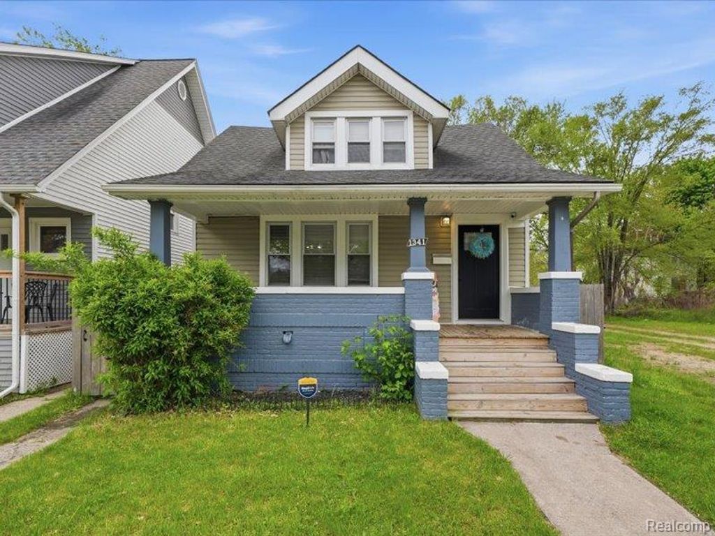1341 Alter Road, Detroit, MI 48215