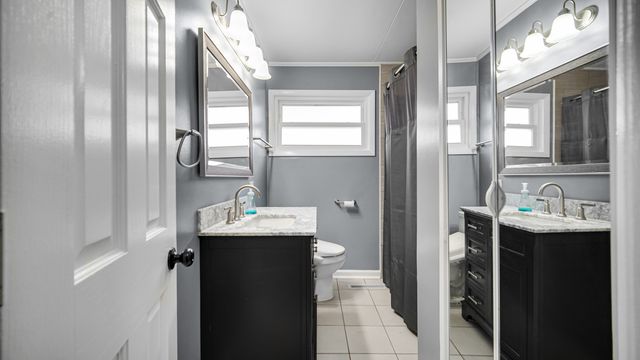 14944 Terrace Lane, Midlothian, IL 60445