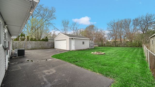 14944 Terrace Lane, Midlothian, IL 60445