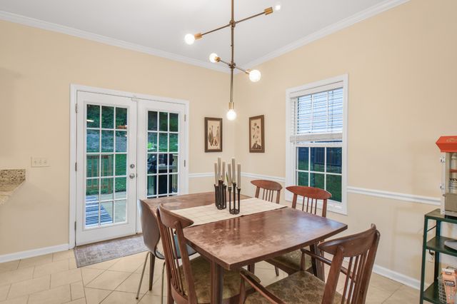 1922 Dunedin Dr, Old Hickory, TN 37138