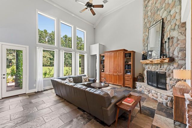 263 Pinerock Lane, Montgomery, TX 77356