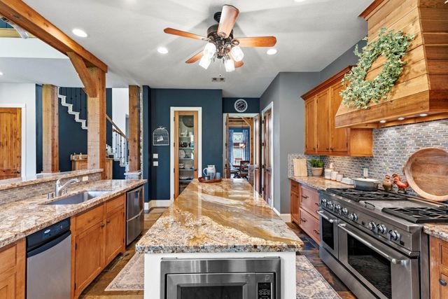 263 Pinerock Lane, Montgomery, TX 77356