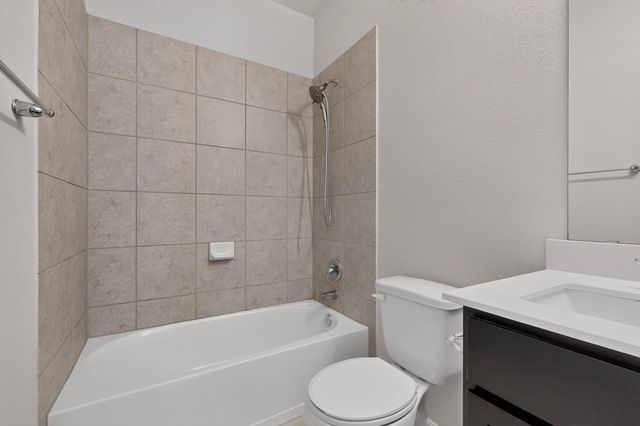 10029 Dalliance LN, Manor, TX 78653