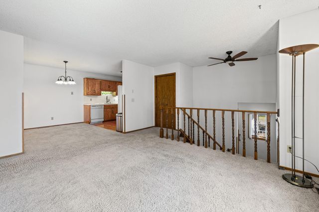 7517 Xerxes Avenue N, Brooklyn Park, MN 55444