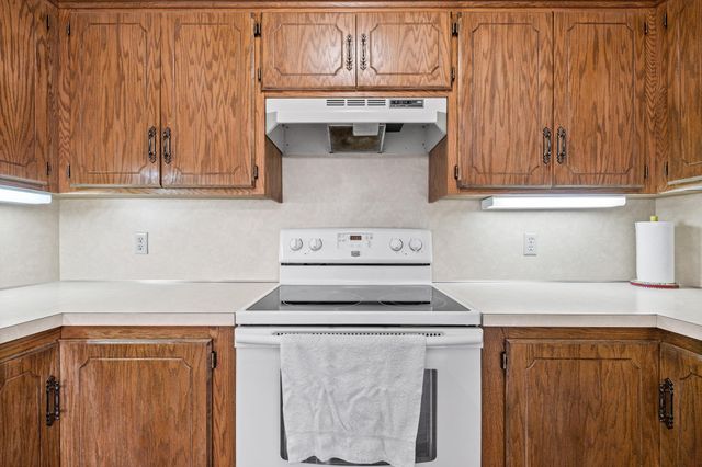 7517 Xerxes Avenue N, Brooklyn Park, MN 55444