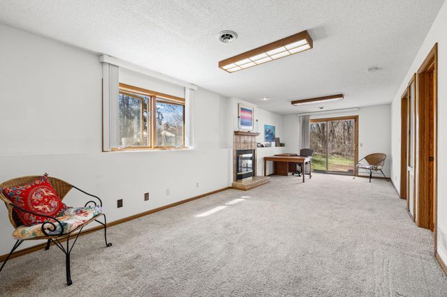 7517 Xerxes Avenue N, Brooklyn Park, MN 55444