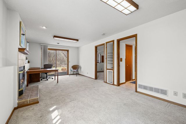 7517 Xerxes Avenue N, Brooklyn Park, MN 55444