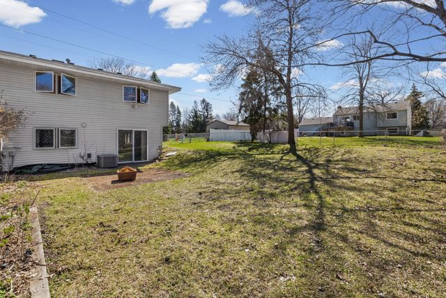 7517 Xerxes Avenue N, Brooklyn Park, MN 55444