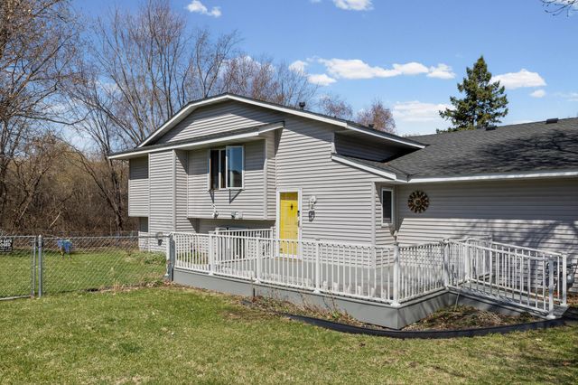 7517 Xerxes Avenue N, Brooklyn Park, MN 55444