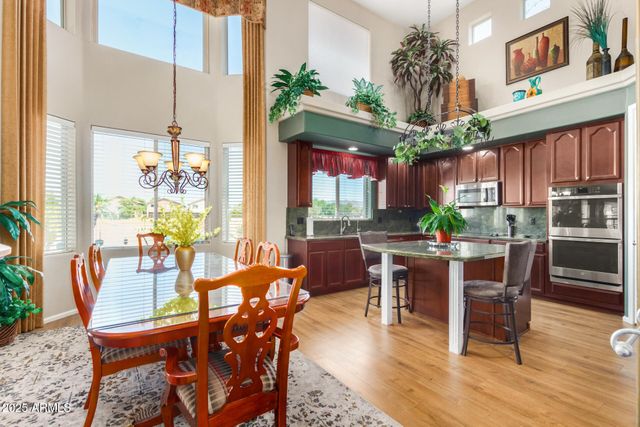 6635 S COTTONFIELDS Lane, Laveen, AZ 85339