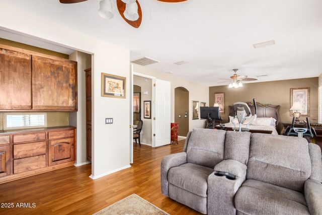 6635 S COTTONFIELDS Lane, Laveen, AZ 85339