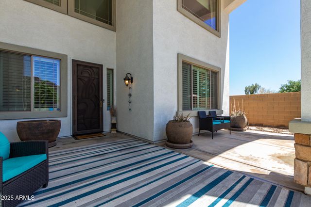 6635 S COTTONFIELDS Lane, Laveen, AZ 85339