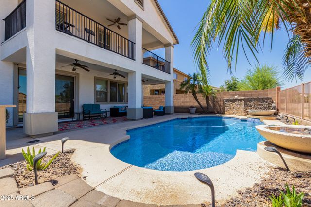 6635 S COTTONFIELDS Lane, Laveen, AZ 85339